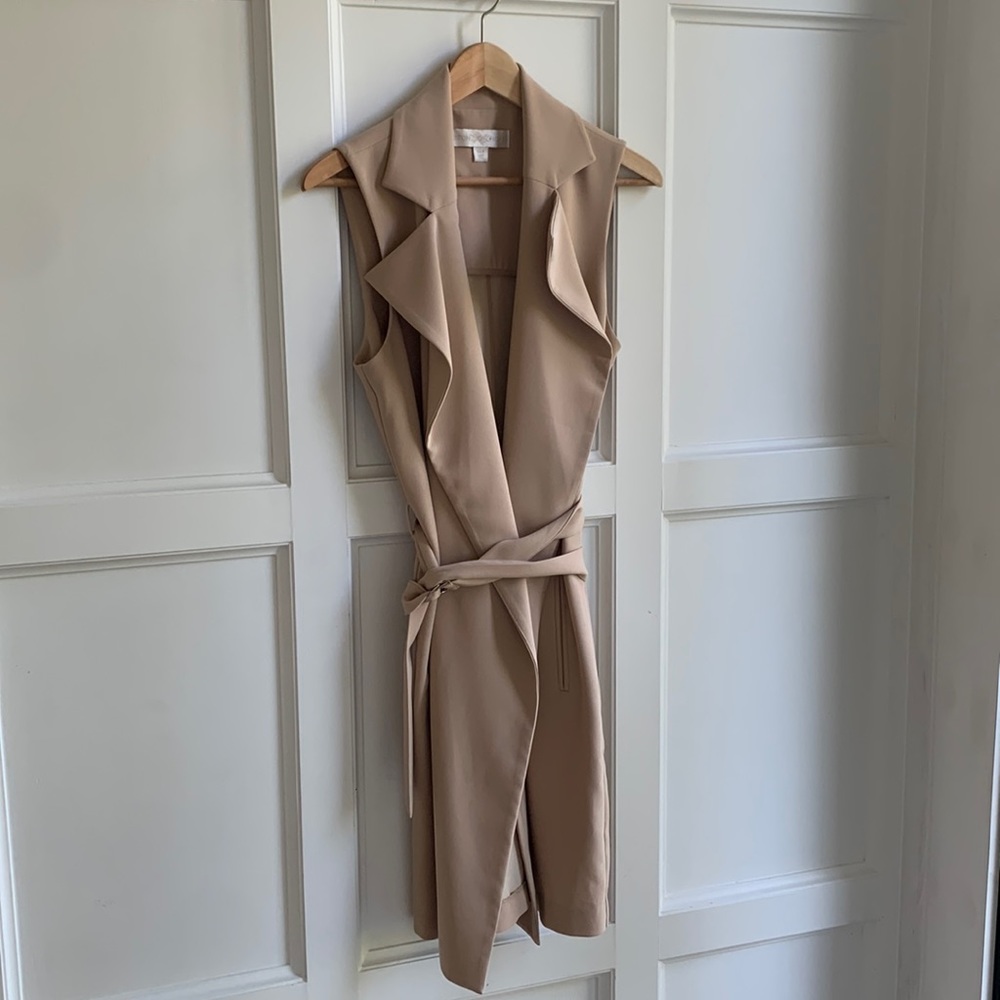 Beautiful dress!
